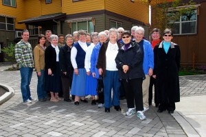Site visitors and staff at Pardee Commons